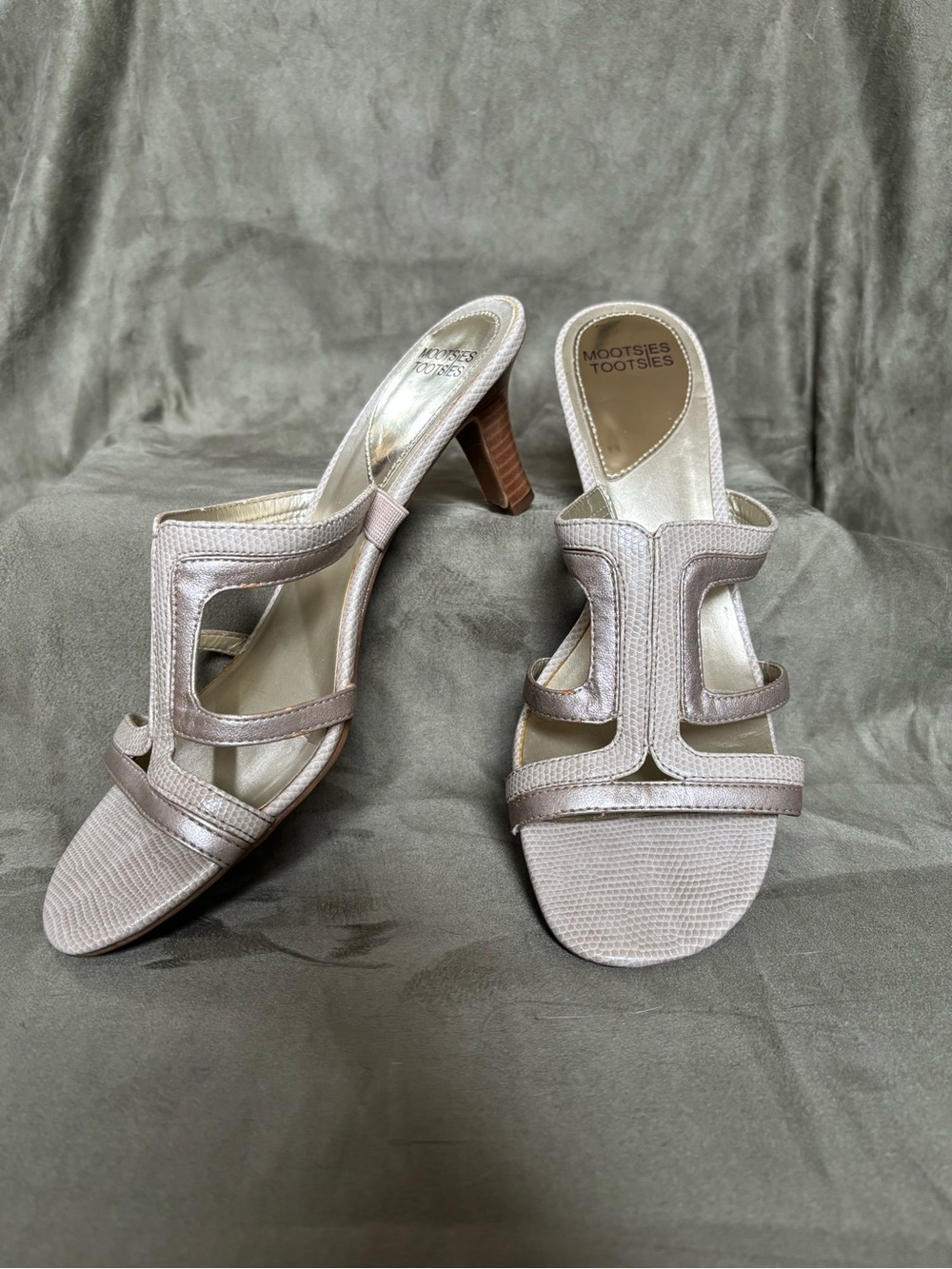 Mootsies Tootsies Vintage Y2K Retro Metallic Strappy Sandals Kitten Heels SZ 9.5 - Picture 12 of 16